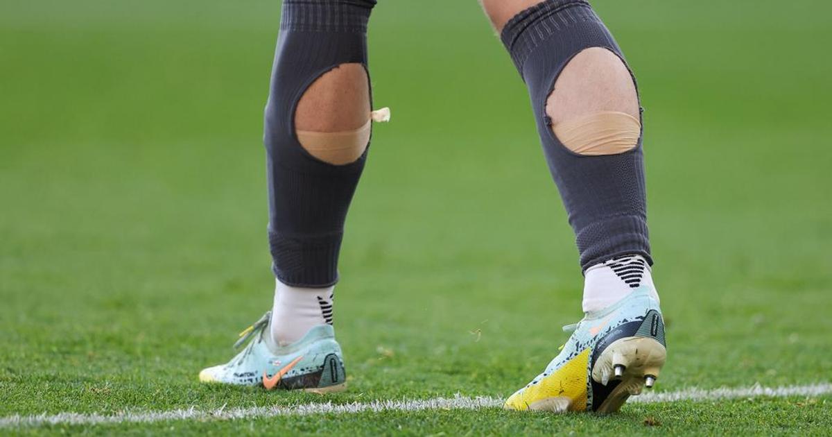 Why do so many footballers cut holes in their socks? | Pulse Ghana
