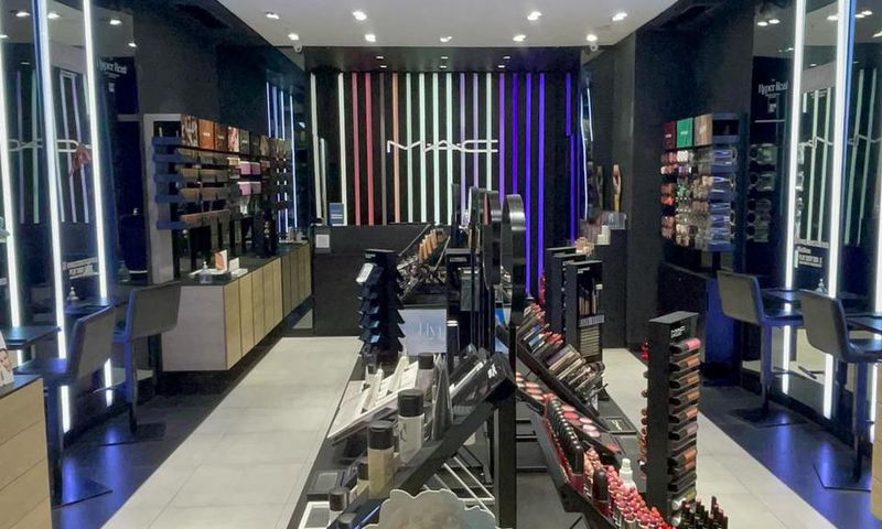 Accra Mall Offers Free Mother's Day Makeovers