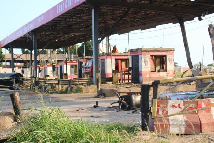 Accra-Tema motorway tollbooth
