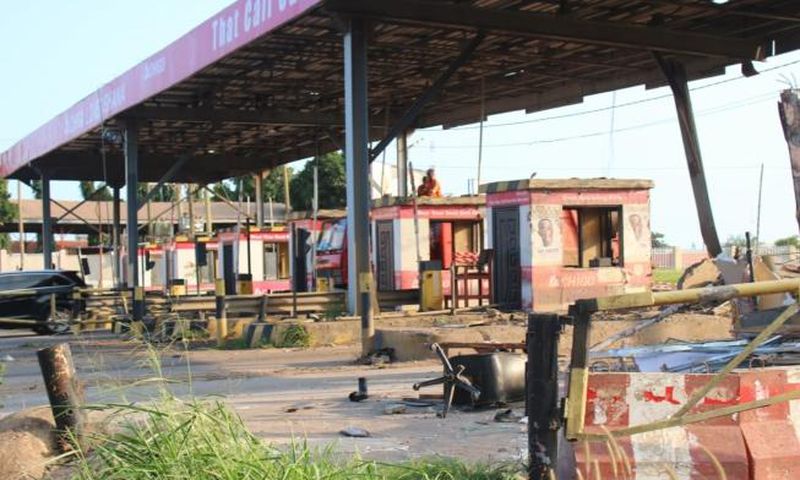 Accra-Tema motorway tollbooth