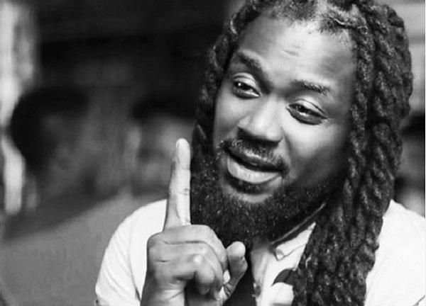 Samini applauds Mahama’s ORAL team, backs anti-corruption efforts