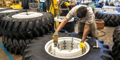 tire builder