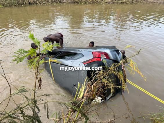 Driver found dead on Accra-Tema motorway after his car submerges in floodwaters