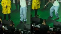 Burna Boy brings Manifest on stage for live performance at his London Concert