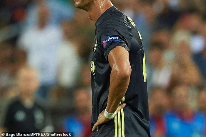 Cristiano Ronaldo sees red in Juventus debut