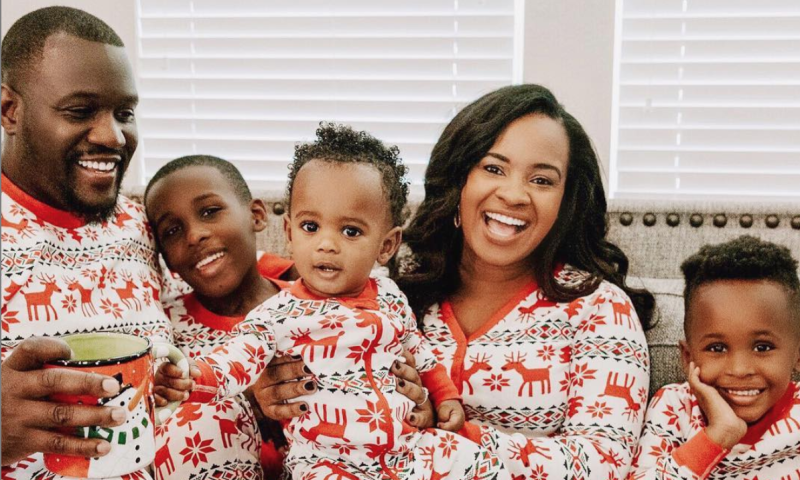 Christmas family photoshoot ideas