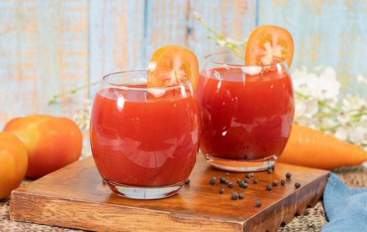 Tomato juice cocktail