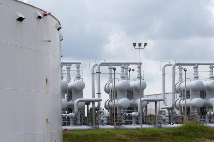 FILE PHOTO: An oil storage tank and crude oil pipeline equipment is seen during a tour by the Department of Energy at the Strategic Petroleum Reserve in FreeportReuters