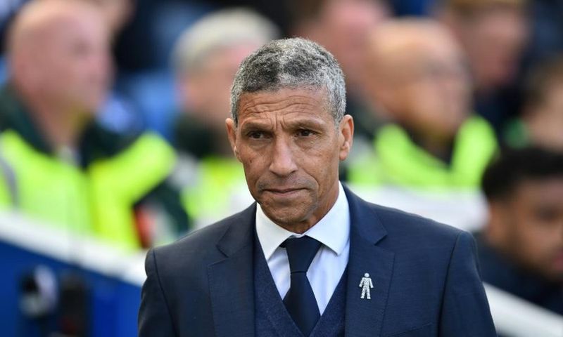 Chris Hughton: Ex-West Ham manager arrives in Ghana for vacant Black Stars job