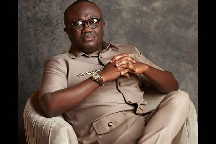 Bola Ray