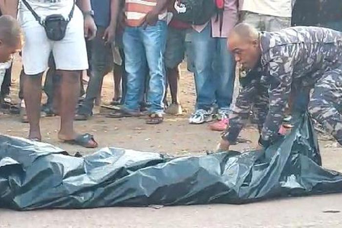 Man beaten to death by a mob for attempting to steal ‘VIP’ bus