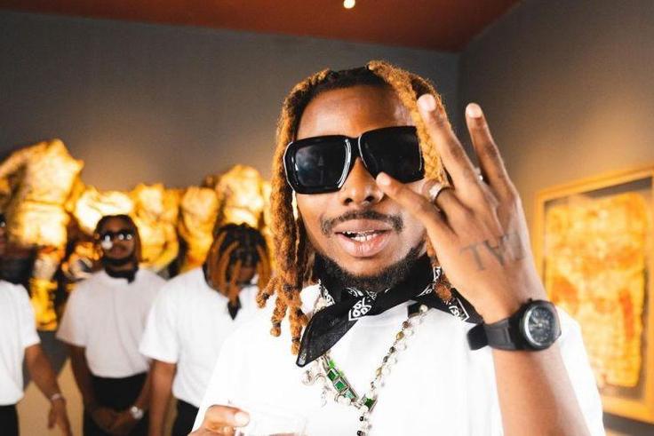 Asake in one of his music videos. (Naijaloaded)