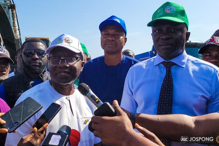Finance and Agriculture ministers in shot