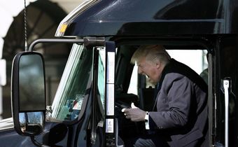 trump truck