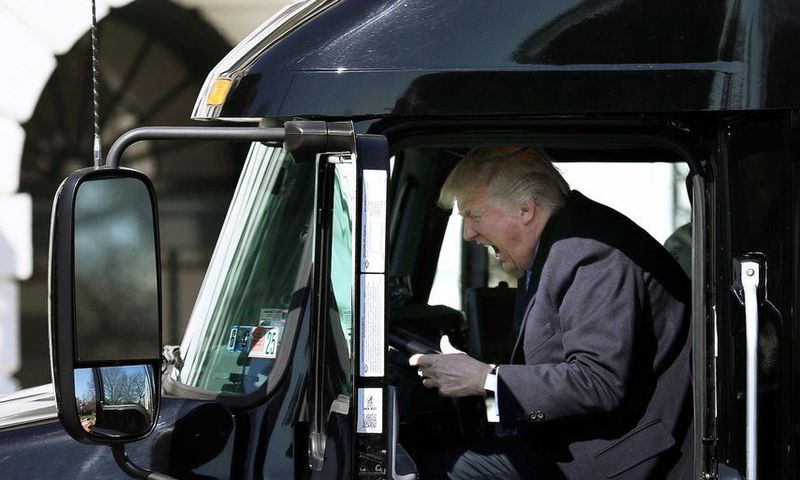 trump truck