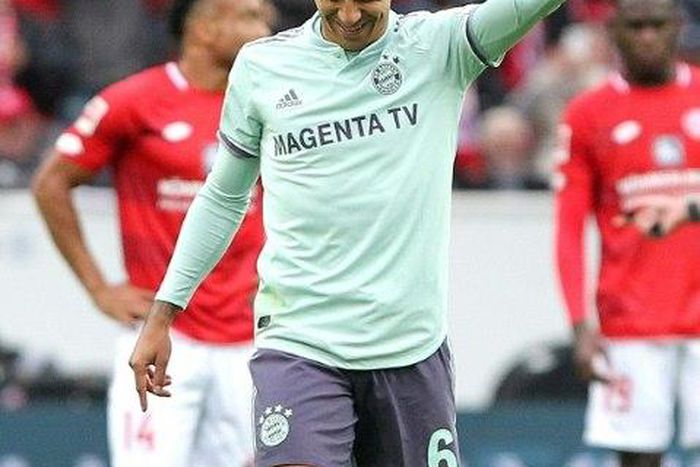 Thiago Alcantara celebrates scoring the winning goal in Bayern Munich's 2-1 away victory on Saturday at Mainz which lifted the Bavarian giants from fourth to second in the league table.