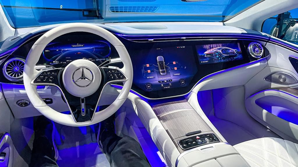 Mercedes-Benz EQS interior[Youtube]