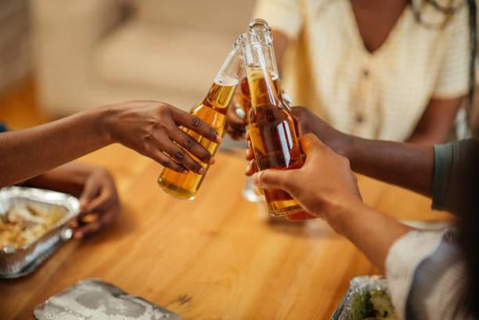 Healthy foods to eat before consuming alcohol