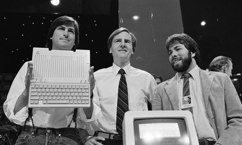 steve jobs john sculley steve wozniak