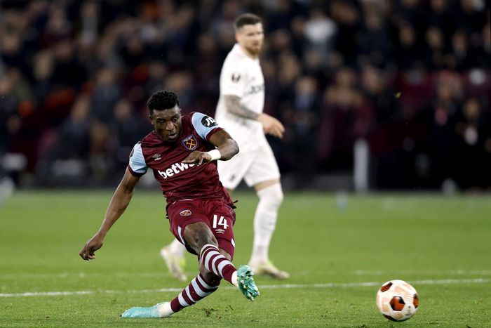 Kudus’ ‘center to goal’ strike against Freiburg wins West Ham goal of the month