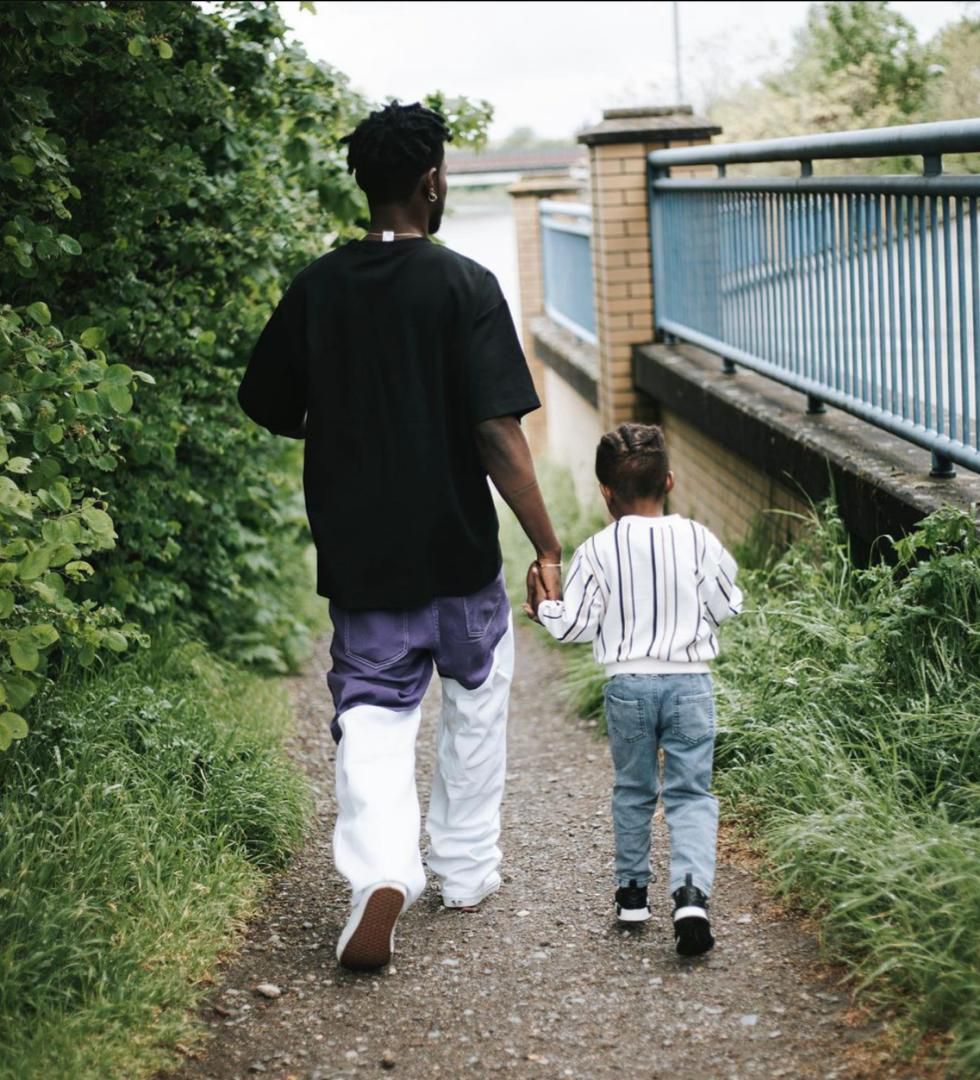 Fameye and his family