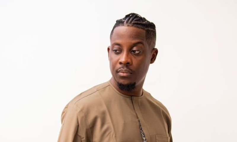 Seyi apologies for a misogynistic statement on BBNaija All Stars. [Instagram/officalseyiawo]
