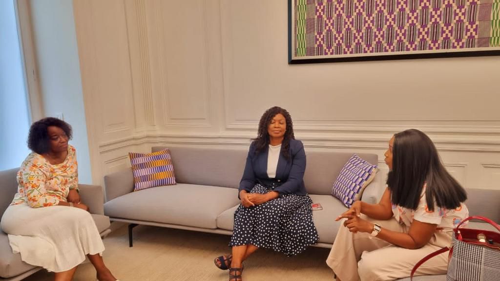 Ambassador to France, Anna Bossman engage journalists