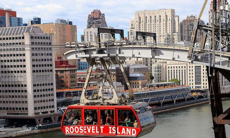 roosevelt island tram