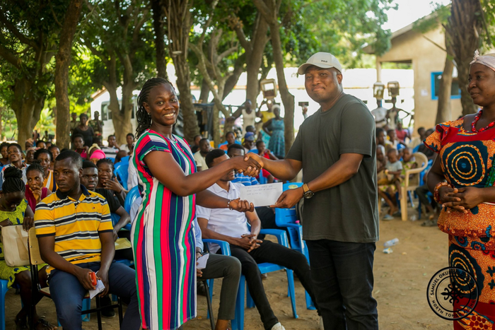 Okudzeto Ablakwa pays fees for 50 tertiary students