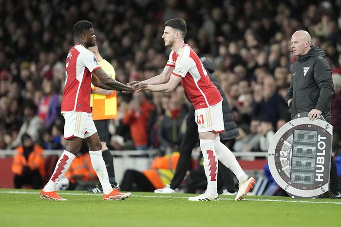 Partey makes first Arsenal start in 7 months as Gunners beat Luton Town