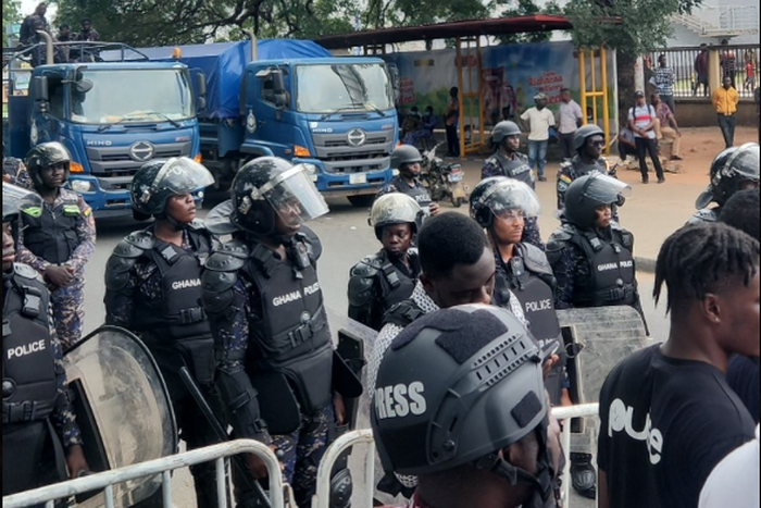 “Occupy Julorbi House”