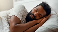 Sleeping on your left side can improve your health  [Medical News]