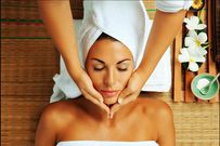 Here are 5 benefits of facial massage and how to do it properly