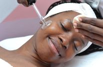 Here are 5 benefits of facial massage and how to do it properly
