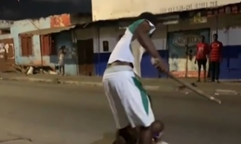 Accra: Man arrested for assaulting woman carrying baby in viral video