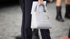 6 things men should never spend money on to impress women