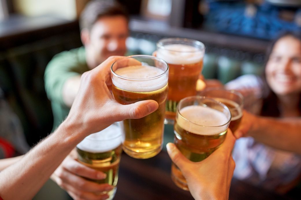 6 things men should never spend money on to impress women