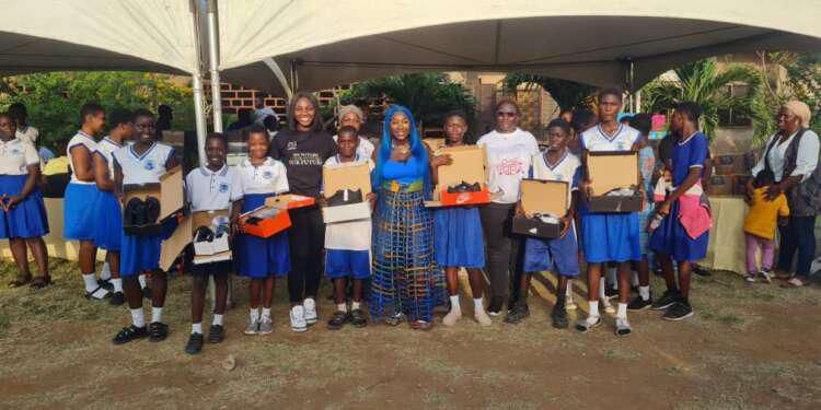 'Growing up, I didn’t have access to these things' - Spice as she donates to schools in Accra