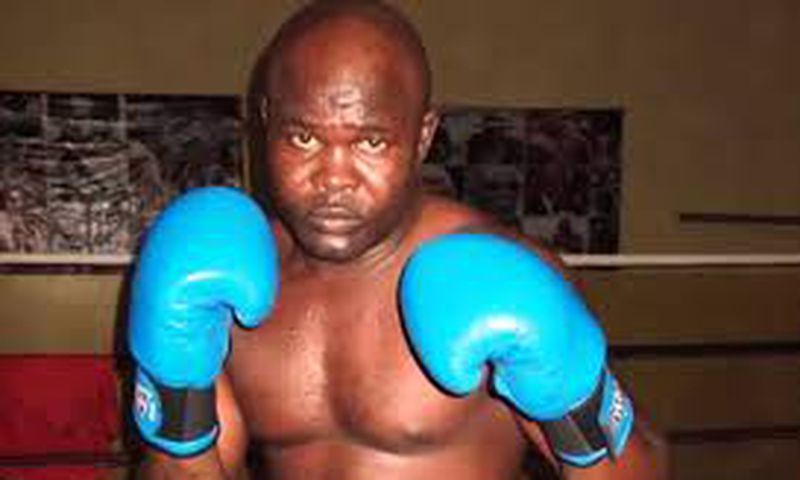 Boxer Bukom Banku explains why he was exchanging blows with ex-girlfriend