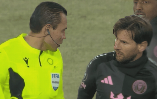 Mexican referee banned for 6 months after requesting Messi’s autograph