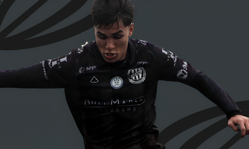 18-year-old footballer dies while undergoing knee surgery