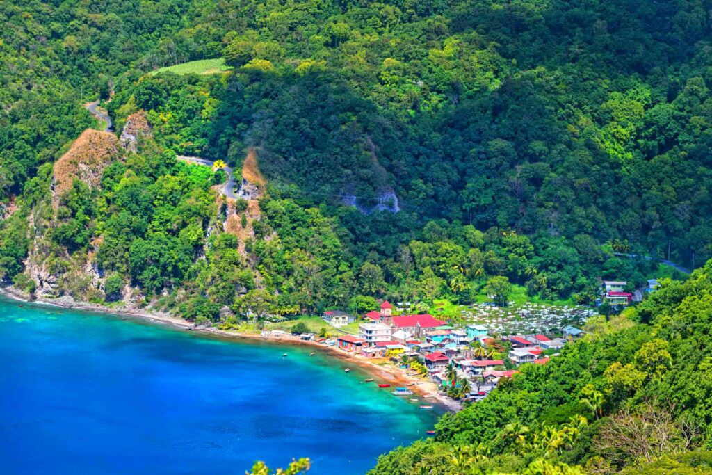 Commonwealth of Dominica via DominicaConsulateGreece.com