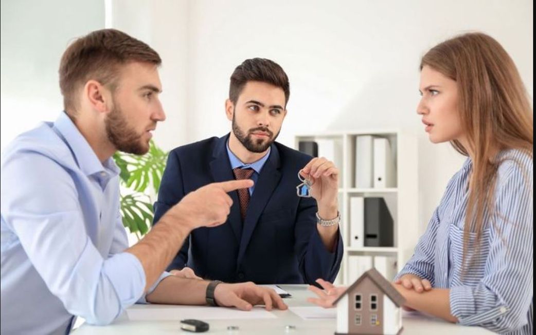 Here are 5 ways to master the art of office politics without losing your integrity