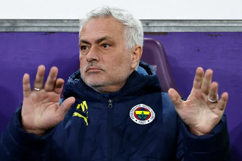 Jose Mourinho banned 4 matches for racist remarks after the Istanbul derby