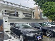 Man arrested for pretending to be the ambassador of a non-existent country