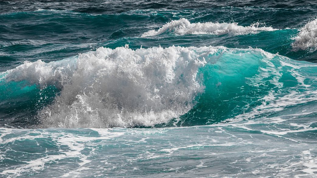 surf-sea-water