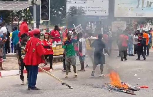 Ghana Police Service condemns Democracy Hub demonstrators for obstruct road users