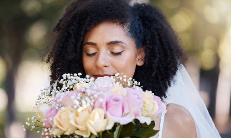 How did the wedding bouquet came to be? [iStock]