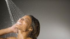 You should never take hot showers before bed [TheUSSun]
