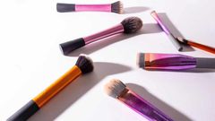 Makeup brushes can also collect a lot of germs over time [AventusClinic]